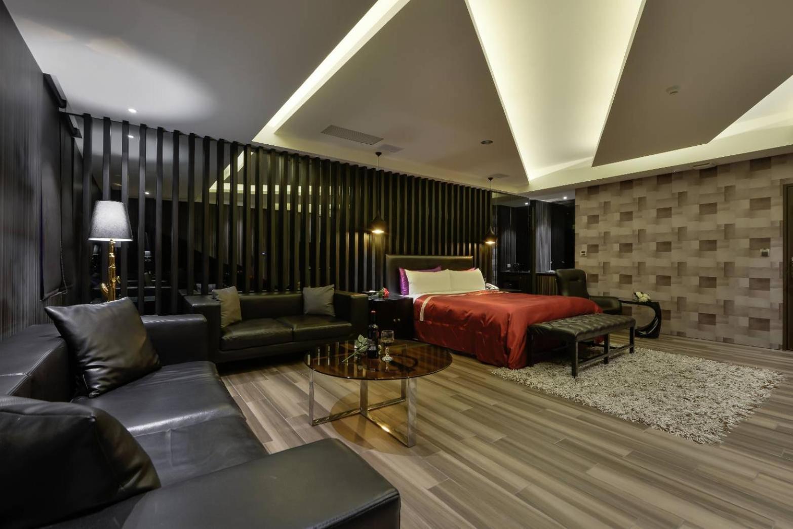 M Hotel Caotun Rum bild